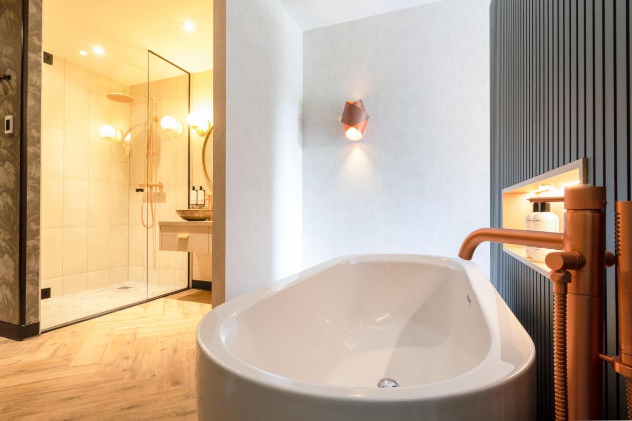 Royal Garden Suite,1298930017:JPEG